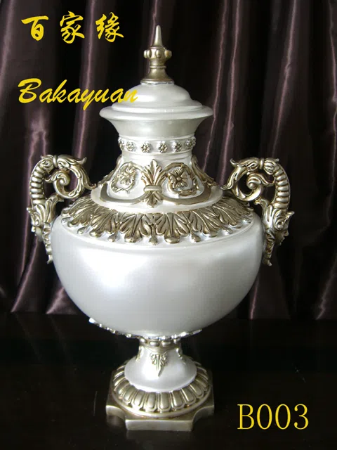 Decor and interior accessory selections B003