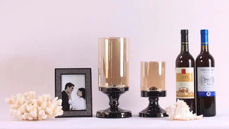 Candle holders and candelabras K081