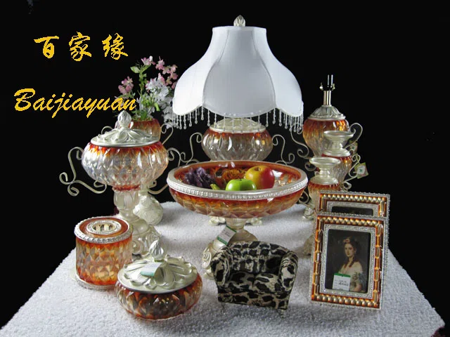Посуда, подносы и декоративные блюда 8F52BC5784C9