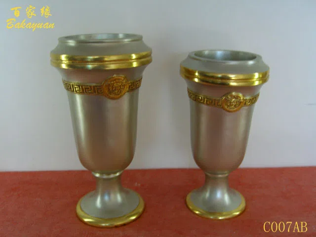 Candle holders and candelabras C007