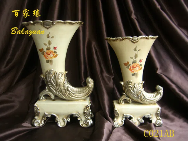 Candle holders and candelabras C021