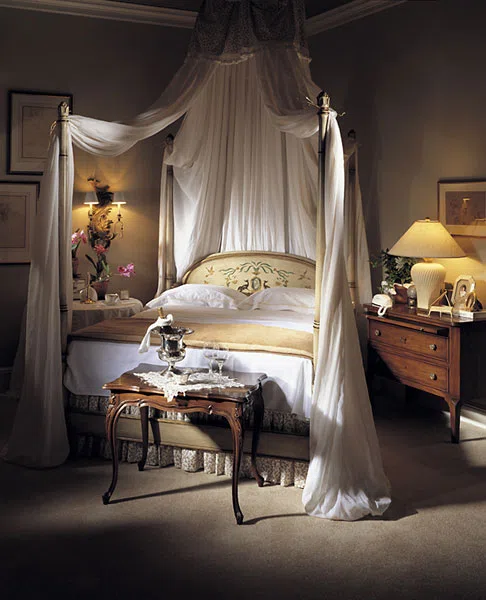 Beds and bedrooms 276