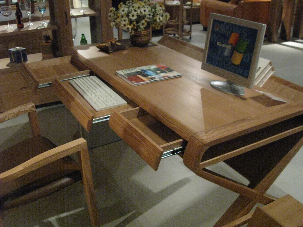 Tables, consoles and tabletops IMG_0399