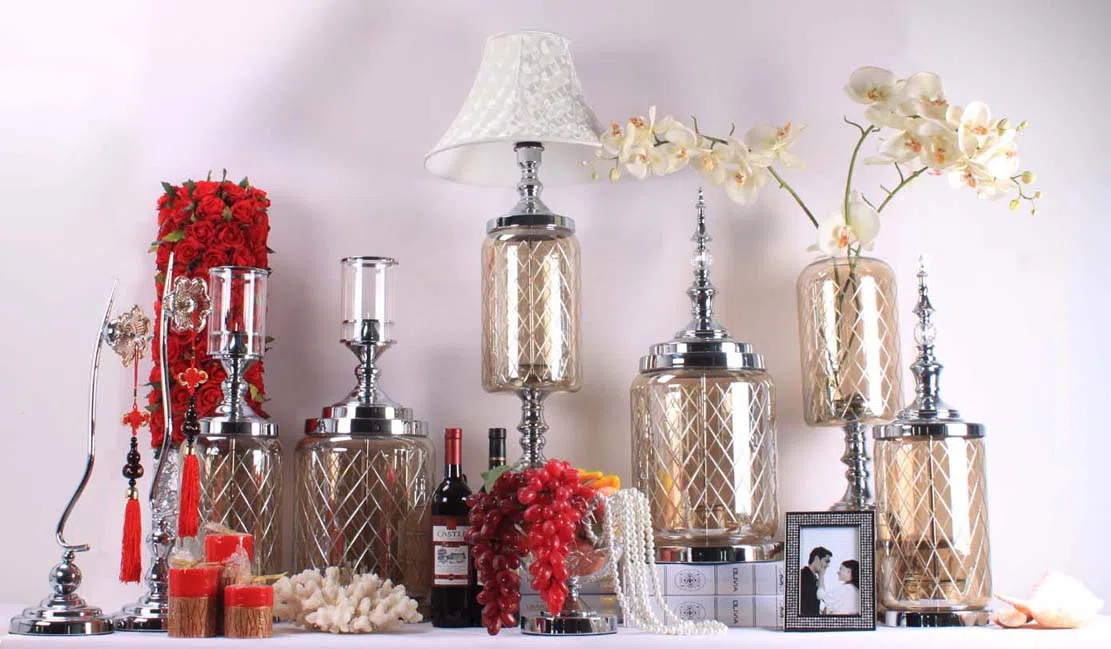 Candle holders and candelabras K098