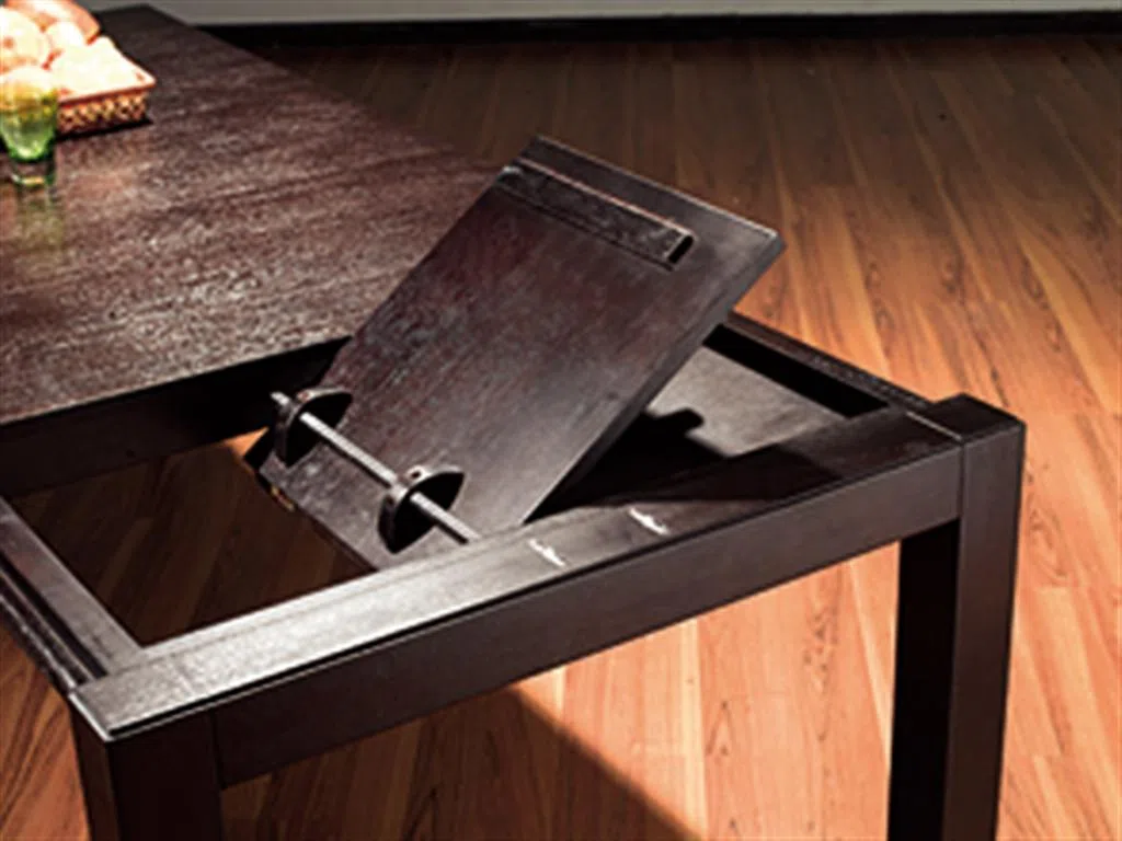 Tables, consoles and tabletops P84)A-12