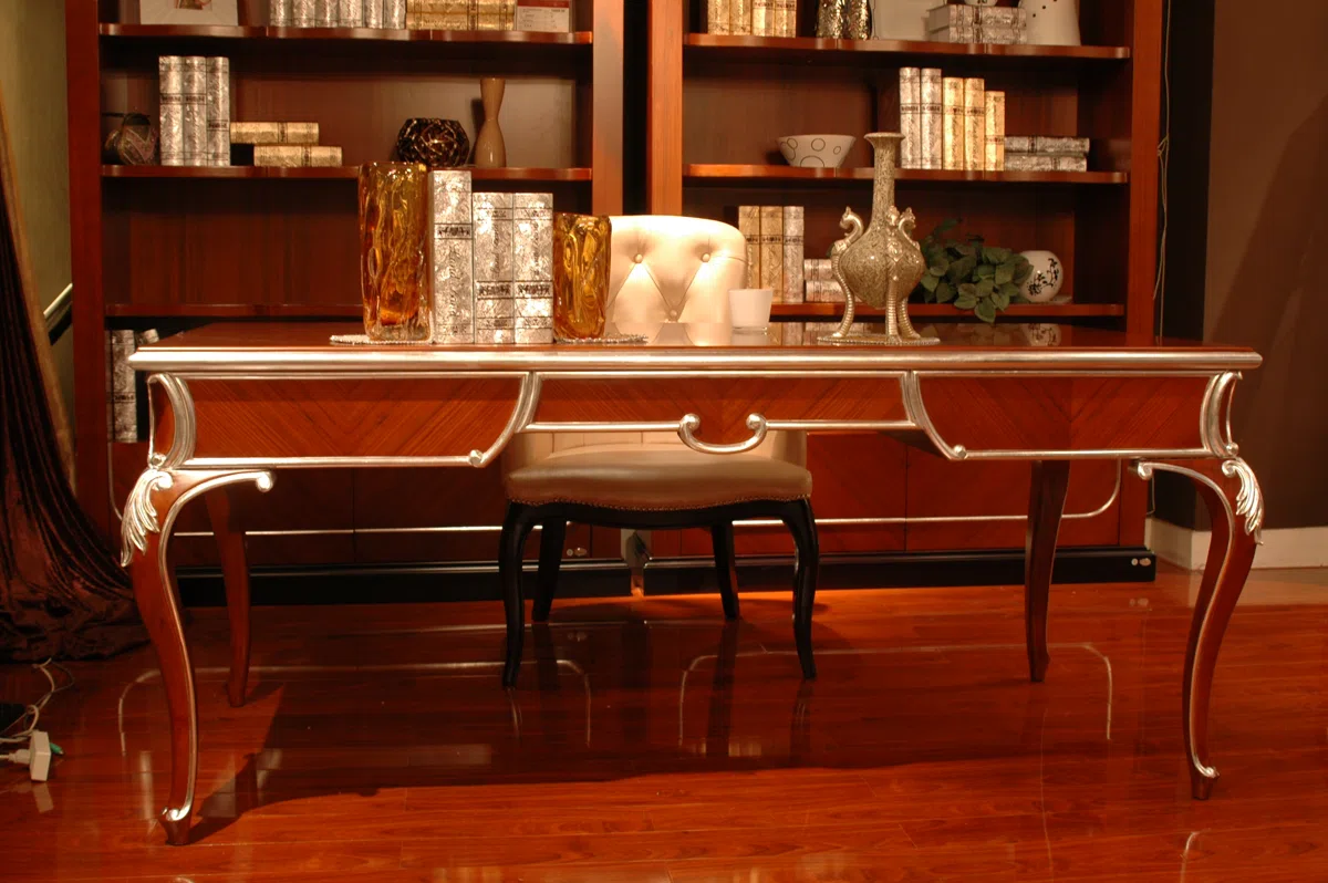 Tables, consoles and tabletops DSC_7857