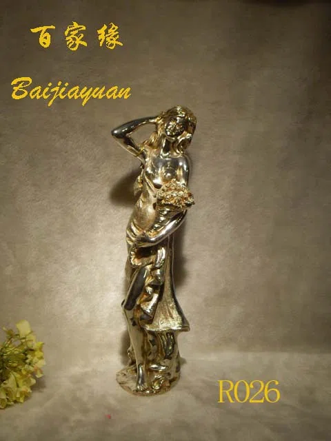 Статуэтки и скульптурный декор R026