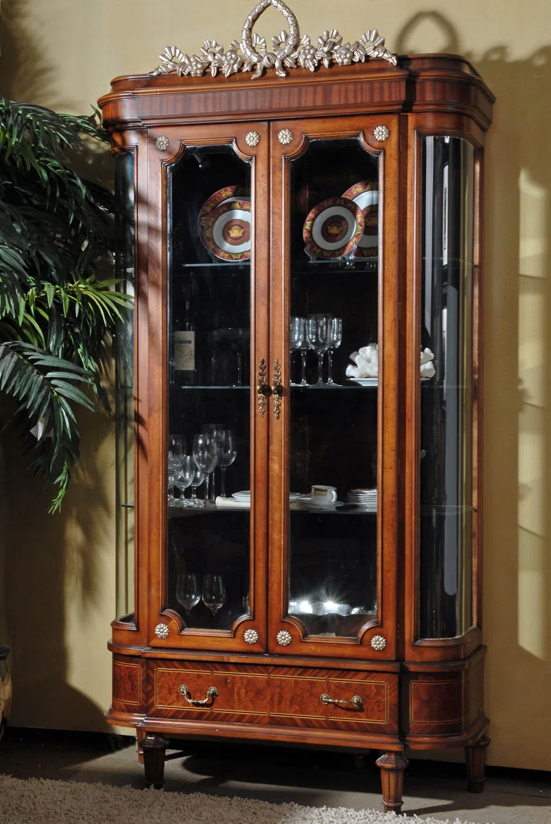 Cabinets, dressers and shelves 880581