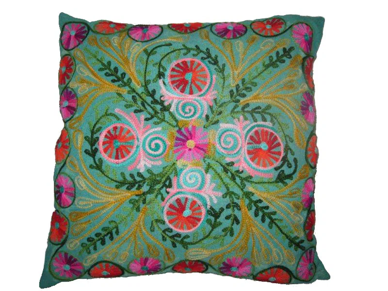 Textiles, curtains and cushions 9090