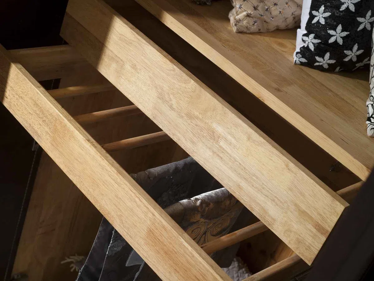 Cabinets, dressers and shelves MMFC3145
