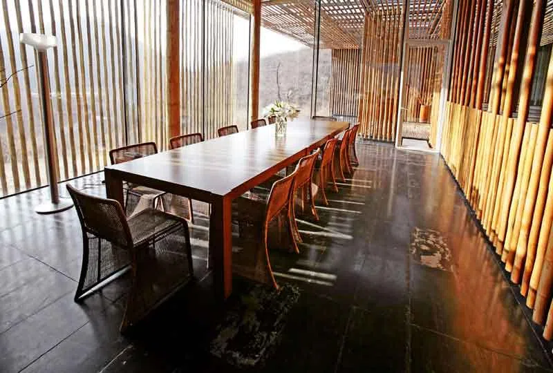 Furniture sets and selections 20060125007818