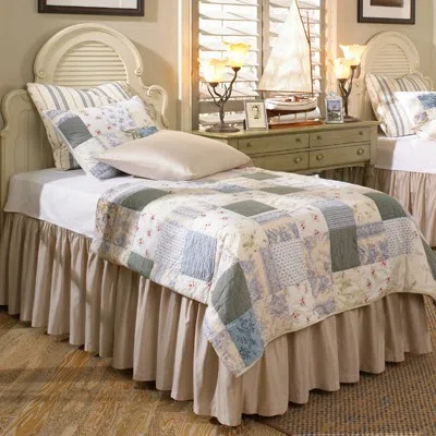Beds and bedrooms 732_534_twins_fpo