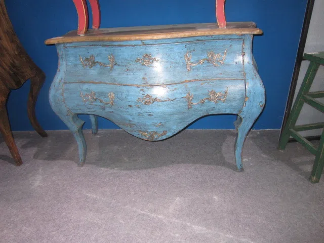 Tables, consoles and tabletops 9F-403