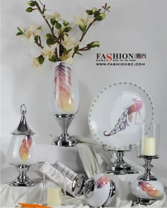 Decor and interior accessory selections 122