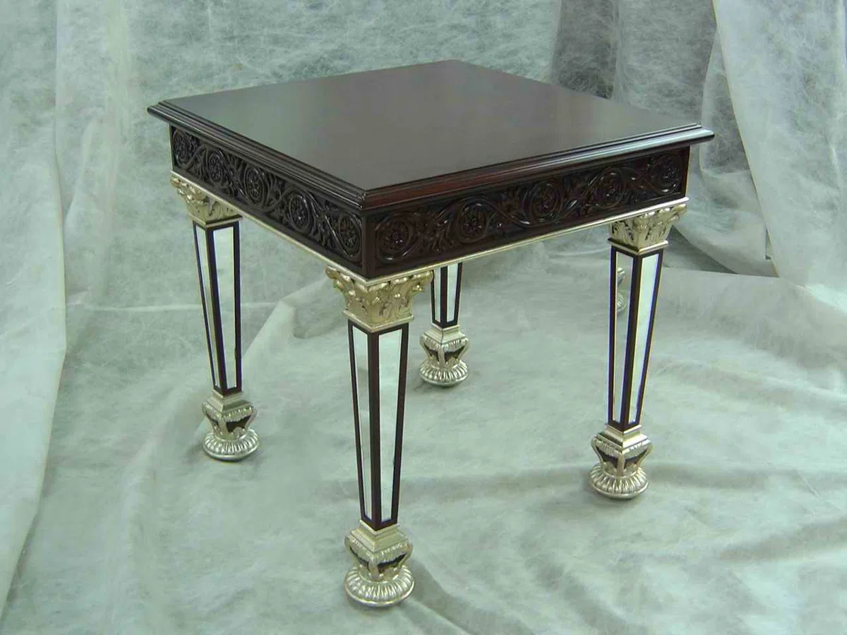 Tables, consoles and tabletops VH-TE8122