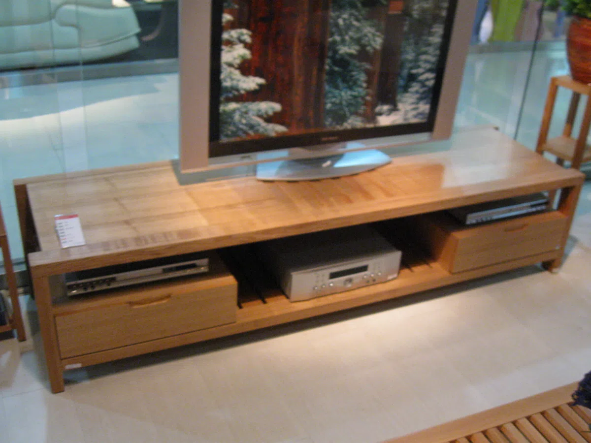 Tables, consoles and tabletops IMG_0375