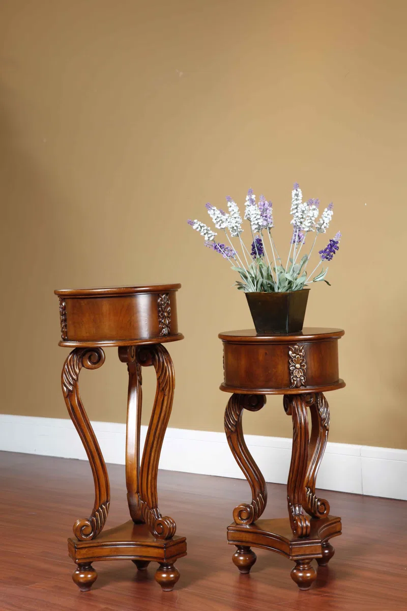 Tables, consoles and tabletops ADDC70BFFD45