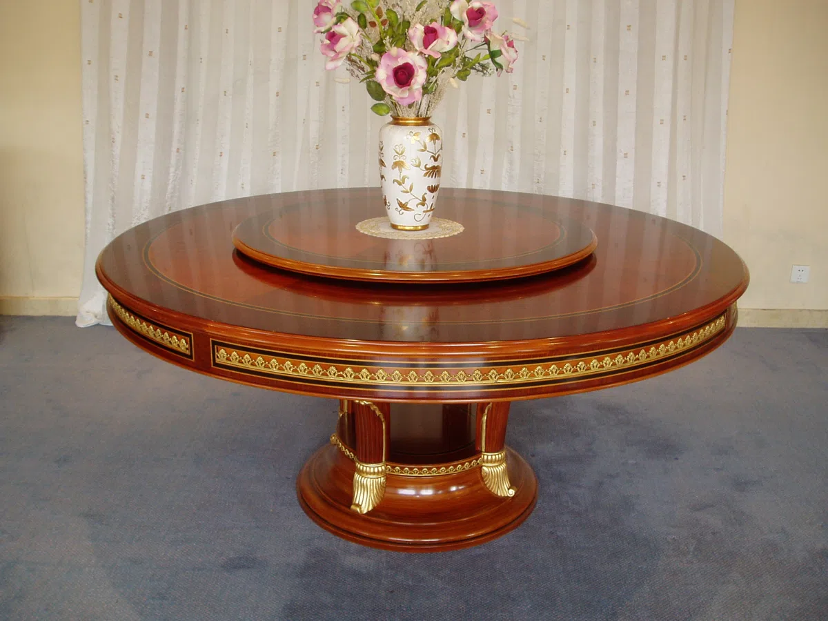 Tables, consoles and tabletops 1760x790