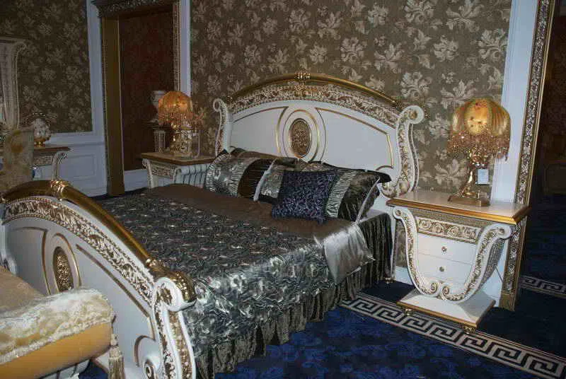 Beds and bedrooms AFE8A386E7AC