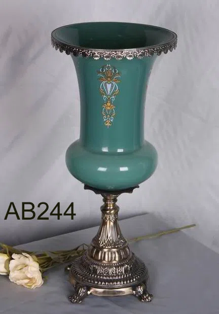 Candle holders and candelabras AB244