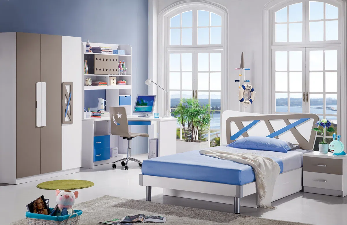 Beds and bedrooms 815