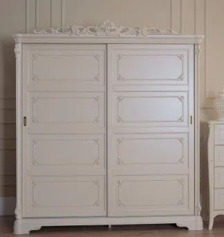 Cabinets, dressers and shelves image054