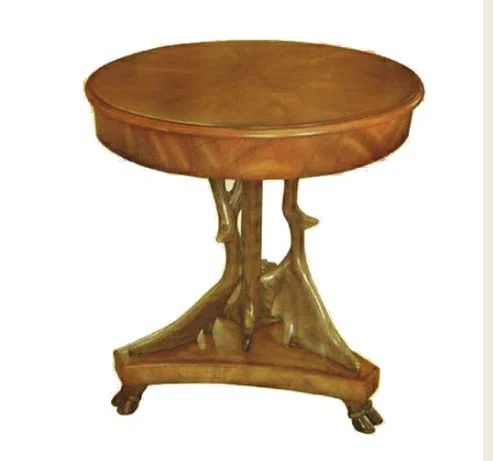 Tables, consoles and tabletops 15