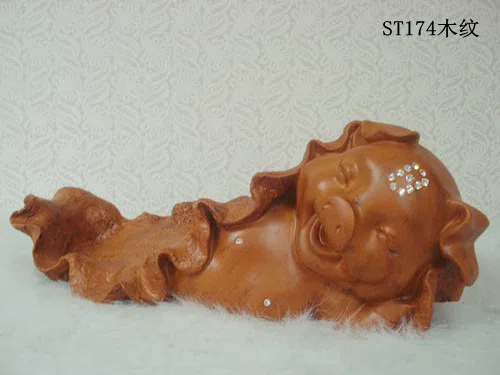 Статуэтки и скульптурный декор ST174.
