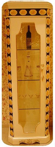 Candle holders and candelabras B6FD852D62F4