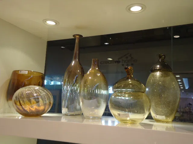 Decor and interior accessory selections DSC03864