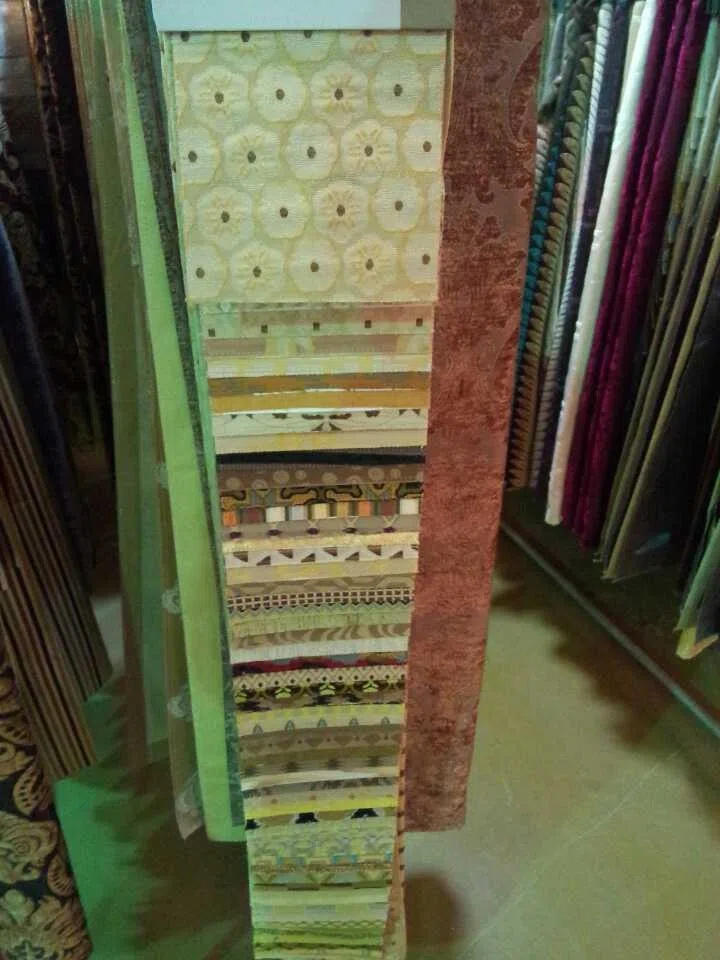 Cabinets, dressers and shelves A3105-3