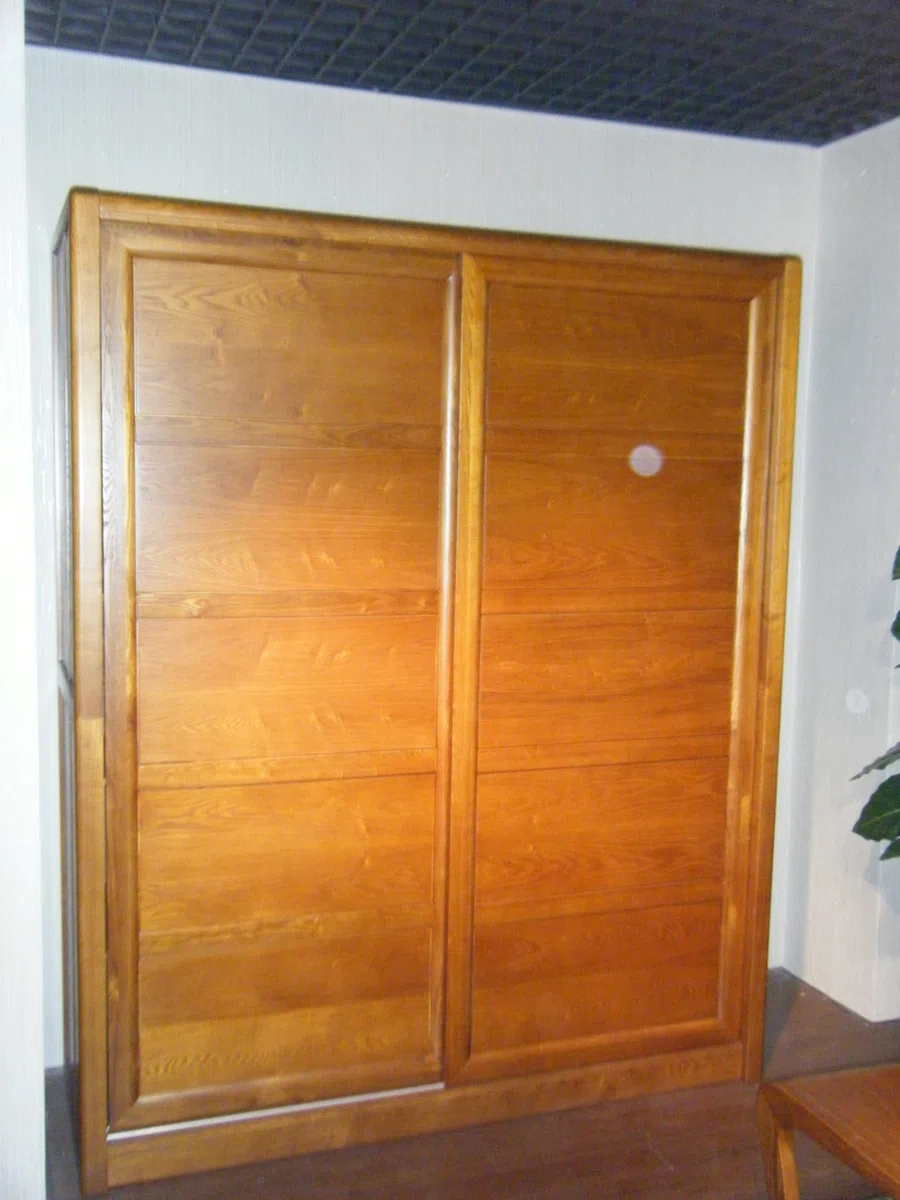 Cabinets, dressers and shelves A5807