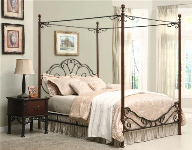 Beds and bedrooms 4513 with canopy -1