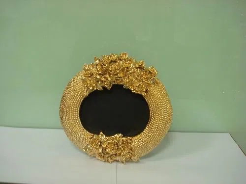 Decor and interior accessory selections ST197C