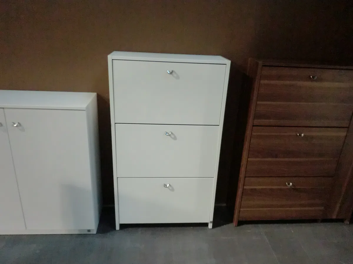 Cabinets, dressers and shelves BE1240D8B7EA