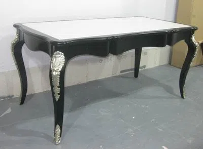 Tables, consoles and tabletops N04-053