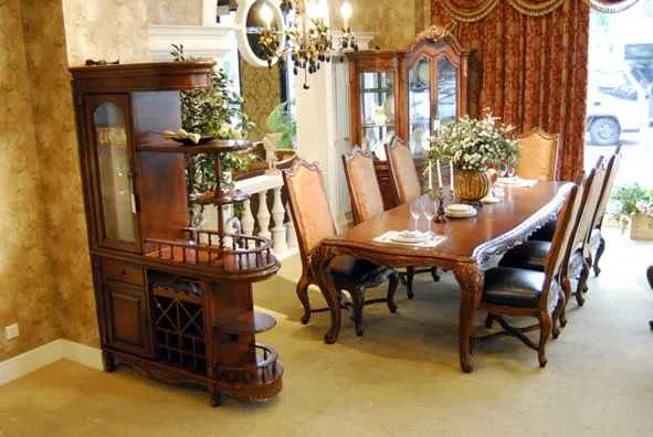 Tables, consoles and tabletops C1598C5D8379