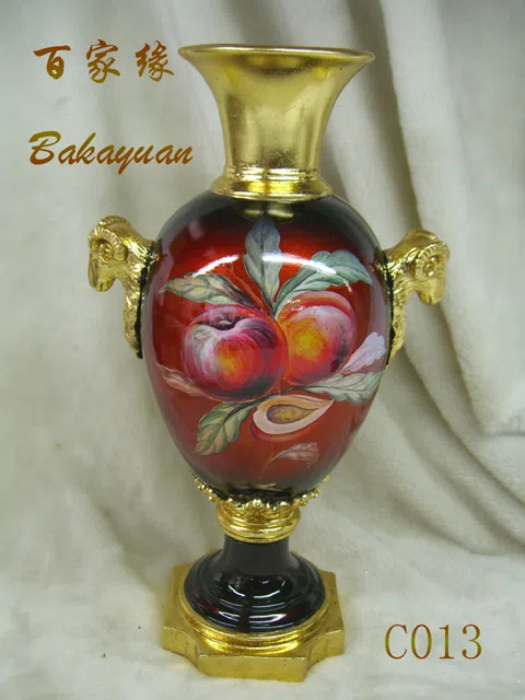 Вазы, кашпо и декоративные сосуды C013