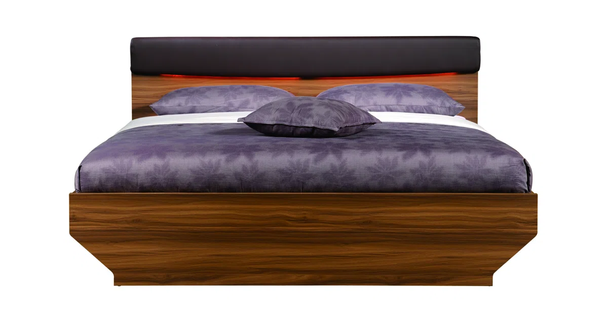 Beds and bedrooms B1011-1