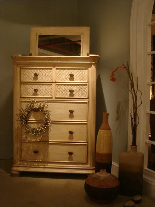 Cabinets, dressers and shelves 20070531163908214