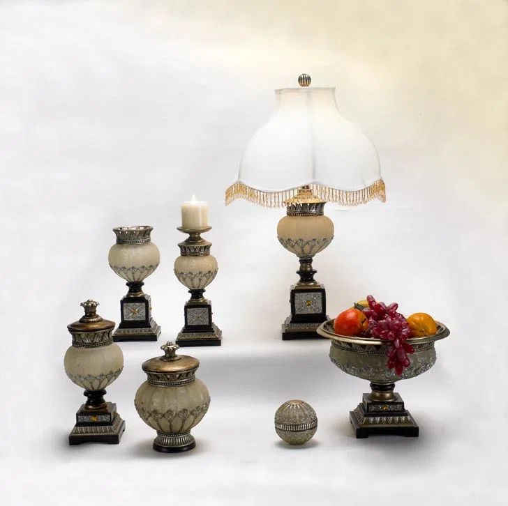 Candle holders and candelabras C6EC02E42376