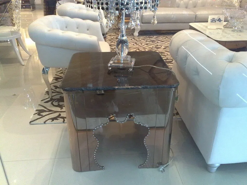 Tables, consoles and tabletops 1 (21)