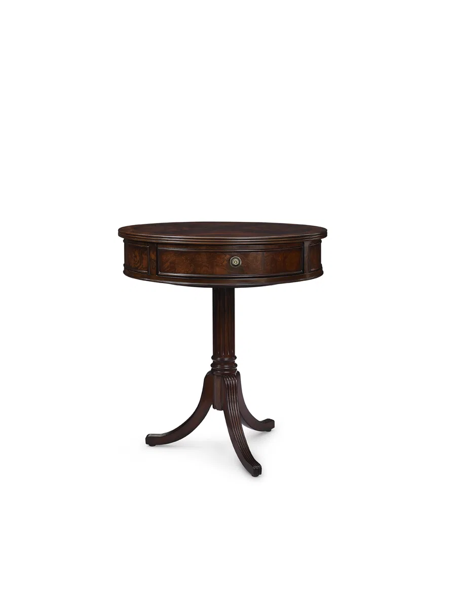 Tables, consoles and tabletops C8749C43E2D7