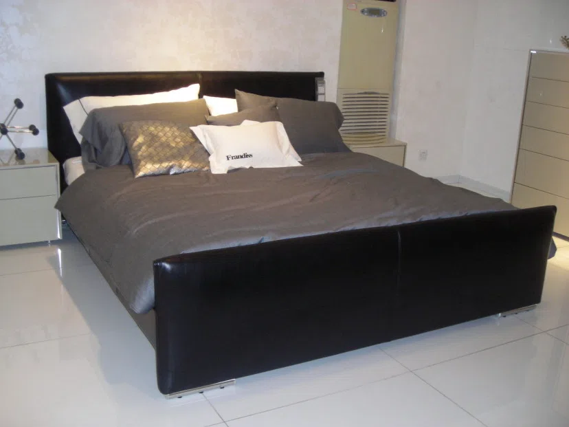 Beds and bedrooms C96DAA10E567