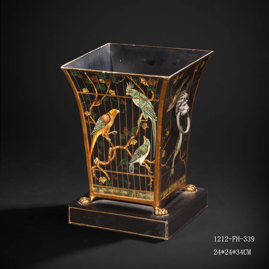 Decor and interior accessory selections 1212-FH-339