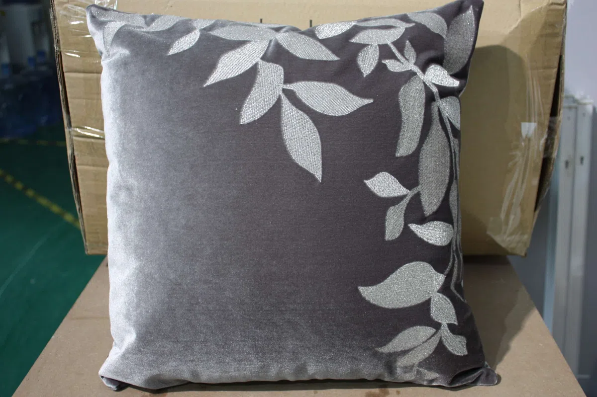 Textiles, curtains and cushions 060-2