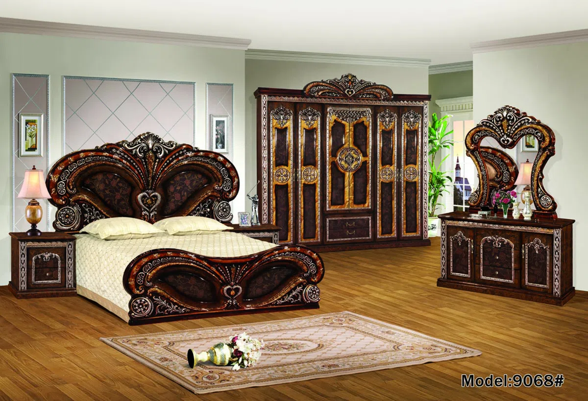 Mixed catalogues and selections 9068