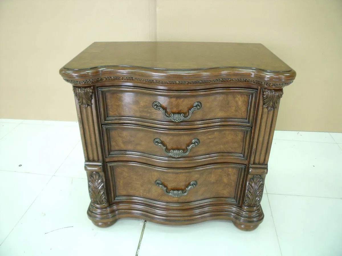 Tables, consoles and tabletops 8282-050 Nightstand 2011May15 (04)