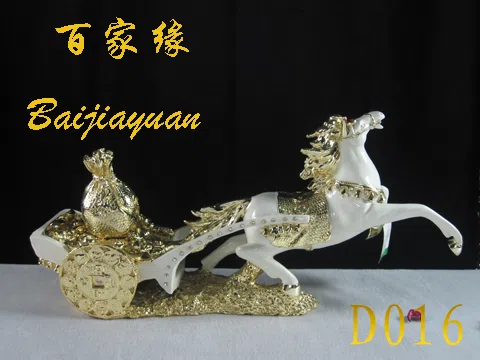Статуэтки и скульптурный декор D016