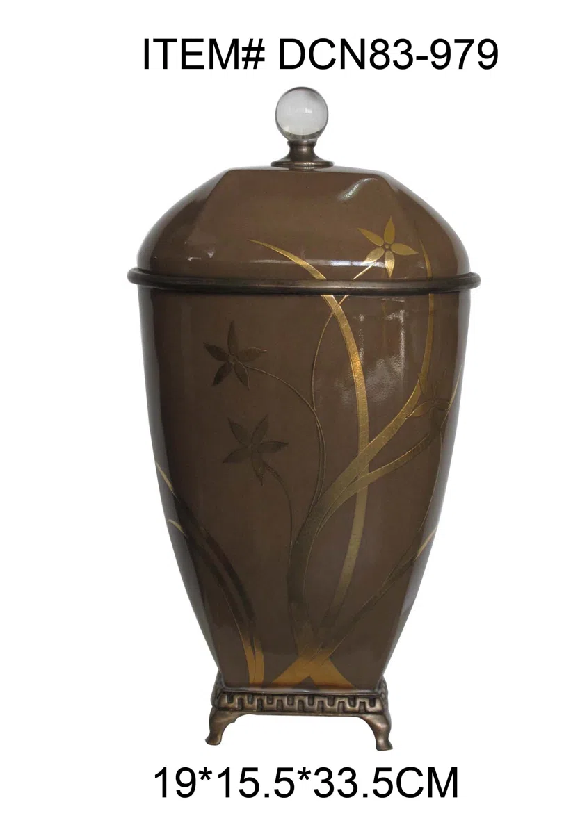 Decor and interior accessory selections DCN83-979